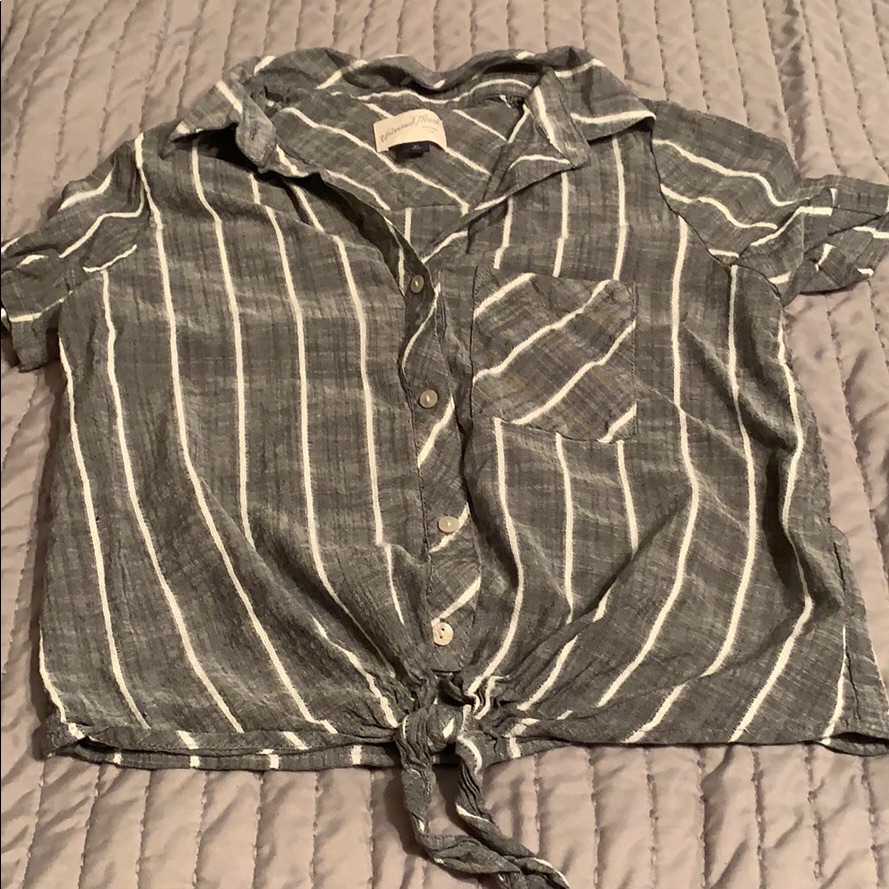 Cropped Button Up